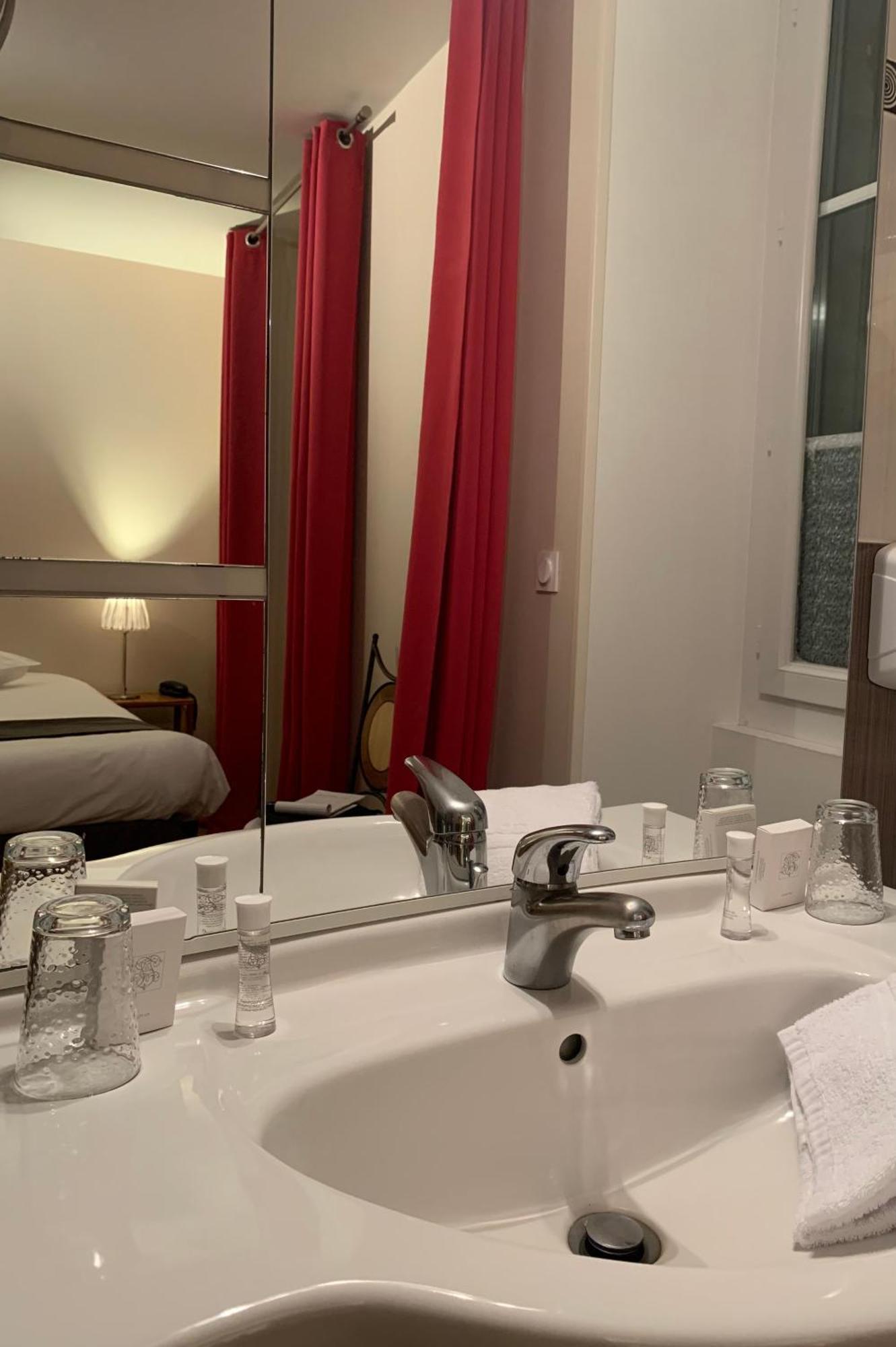 Auberge Du Porche Blaye Kültér fotó