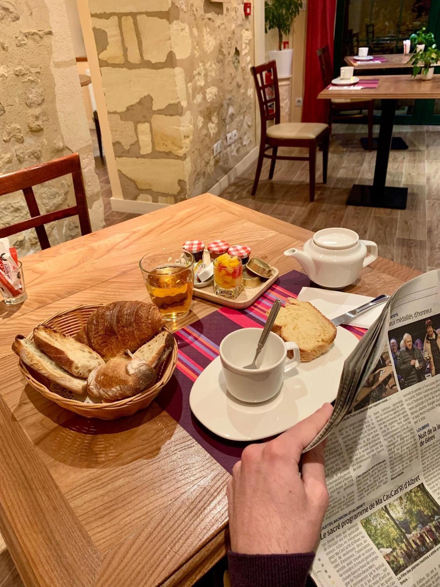 Auberge Du Porche Blaye Kültér fotó